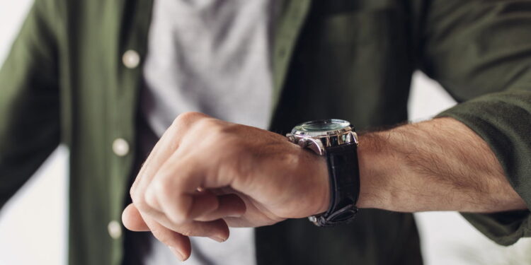 Do sol aos smartwatches! A fascinante história da invenção do relógio