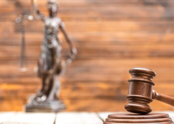 Fim do bloqueio de celulares por financeiras! Decisão judicial protege consumidores
