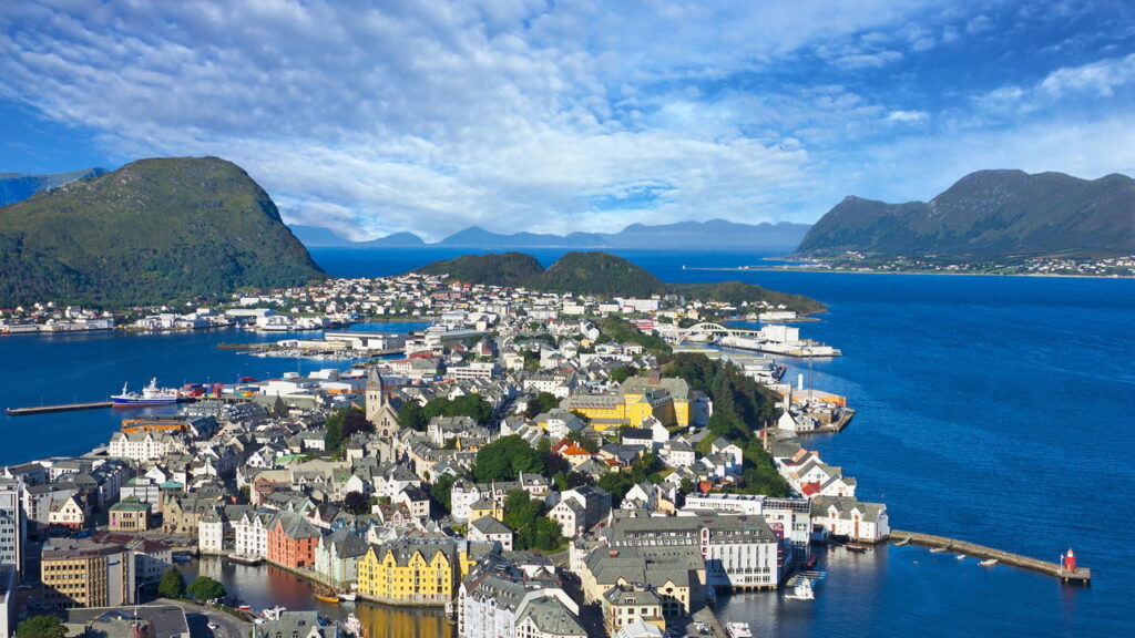 As melhores cidades da Noruega para quem ama cultura e natureza