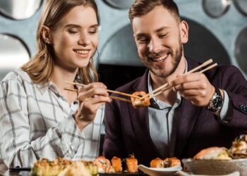 Como o sushi saiu do Japão e se tornou uma paixão global na gastronomia!
