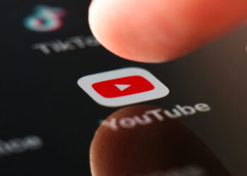 Quer criar Shorts? Nova IA do YouTube transforma suas fotos em vídeo!