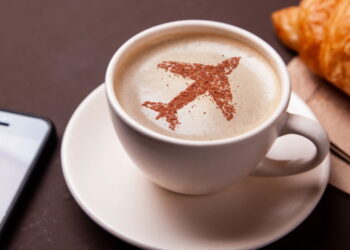 Nova Business da LATAM tem cama, tela HD e portas que fecham