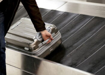 Como levar maquiagem no avião sem ter produtos barrados