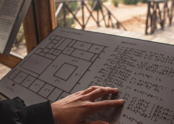 Curso de Braille gratuito ensina inclusão de forma prática