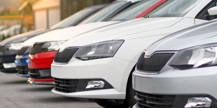 Os carros mais econômicos e confiáveis para comprar em 2025