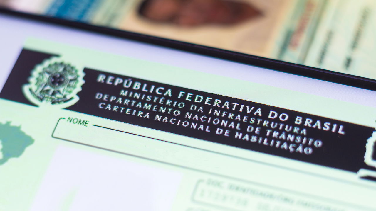 Renovar a CNH ficou mais fácil, mas exige atenção aos detalhes