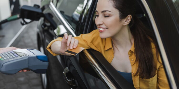Essa mudança no preço da gasolina vai mexer com o seu orçamento