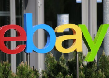 Quem criou o eBay? A plataforma que transformou o jeito de comprar!