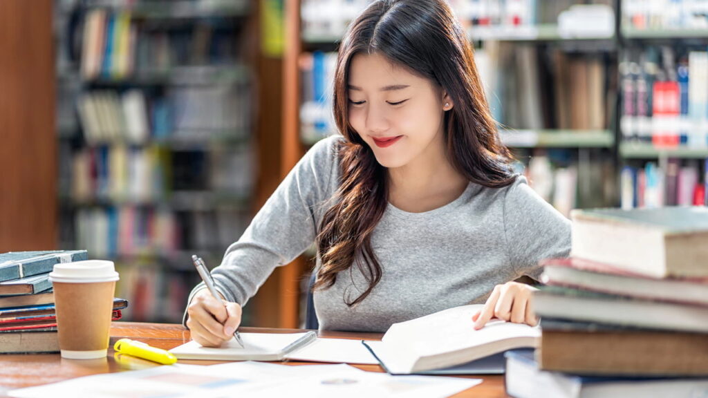 Milhares já se inscreveram nesses cursos gratuitos de tecnologia