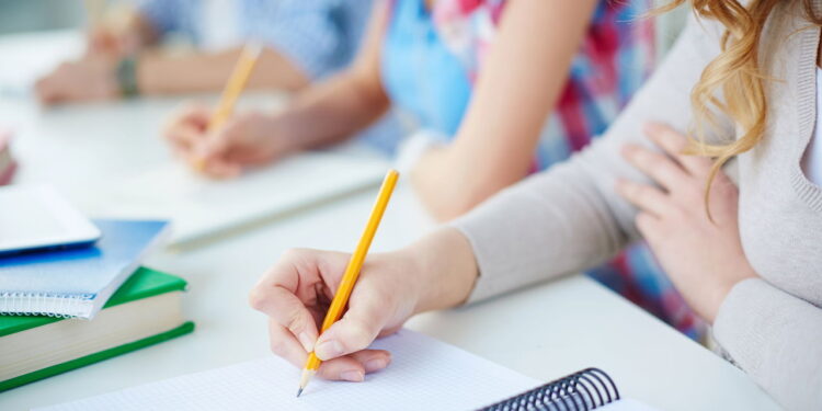 Senac libera 30 mil vagas em cursos técnicos EAD gratuitos