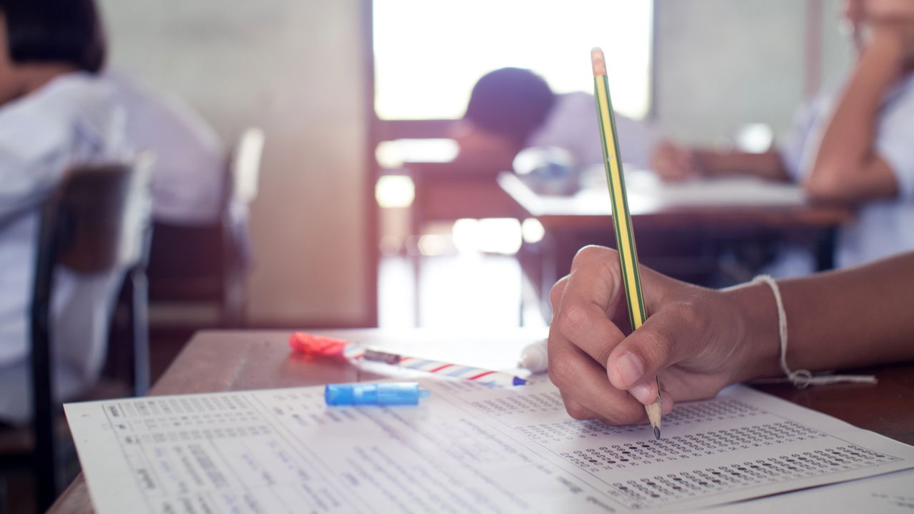 Fortaleza abre 107 vagas para professor com salário atrativo por hora