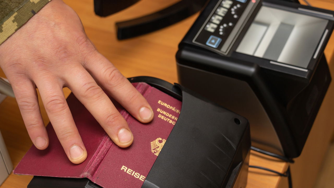 Alerta nacional! Golpe do passaporte já fez centenas de vítimas