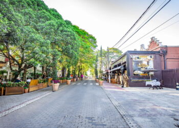 Cidade no interior de São Paulo encanta com charme holandês e qualidade de vida