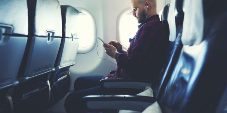 Vai viajar nas férias de julho? Essas dicas podem salvar seu orçamento
