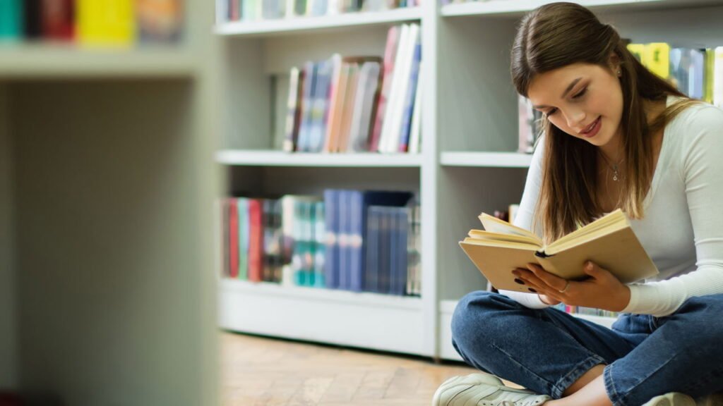 Sua chance de aprender Literatura de graça com certificado oficial do MEC