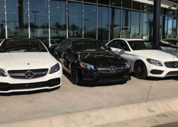 Mercedes aposta em pintura solar para carros mais eficientes