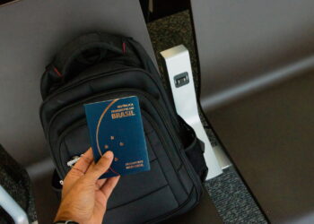 Vai embarcar e não sabe se seu documento vale? Prepare-se!