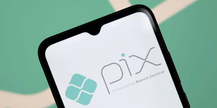 Banco Central emite comunicada para usuários do Pix
