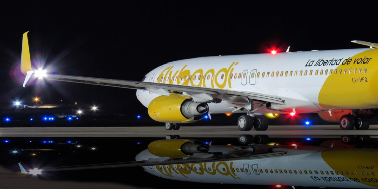 Flybondi lança 4 voos diretos entre Brasil e Argentina