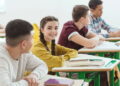 Por que as escolas deveriam ensinar marketing digital, SEO e redes sociais? Entenda