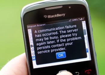 Porque o BlackBerry virou o celular 'cult' da Geração Z no TikTok!