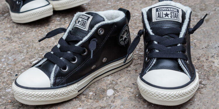 Das quadras ao rock 'n' roll! A jornada do Converse All Star através das gerações