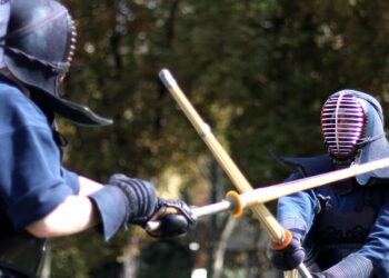 Quer uma arte marcial focada em disciplina e respeito? Conheça o kendo!