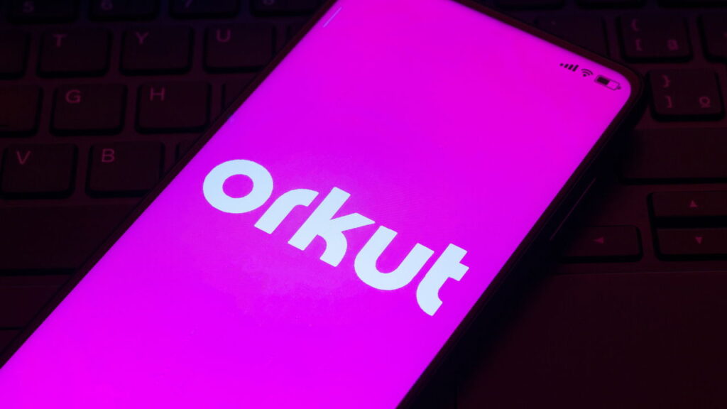 O Orkut vai mesmo voltar? Criador da rede social confirma retorno