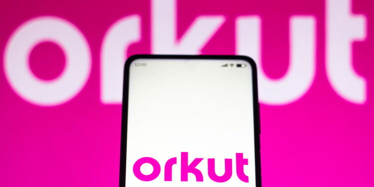 O Orkut vai mesmo voltar? Criador da rede social confirma retorno