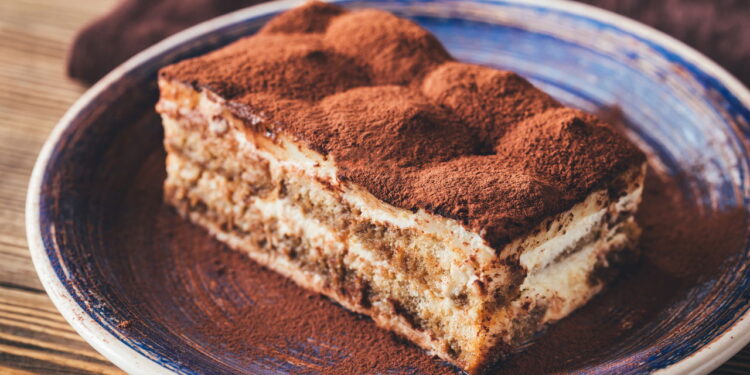 Quem realmente inventou o tiramisu? A disputa pela origem do famoso doce!