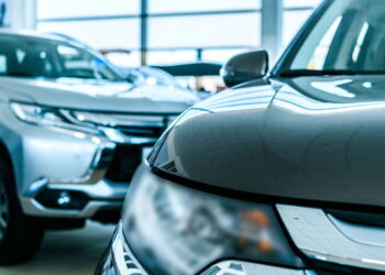 Esse simples botão pode estar ajudando seu carro mais do que você imagina