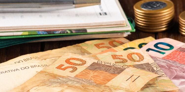 BPC 2025 paga para idosos R$ 1.518 e novas regras já estão valendo