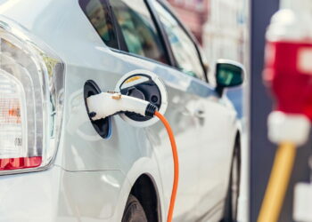 Se você acha que carro elétrico não faz som, pense de novo