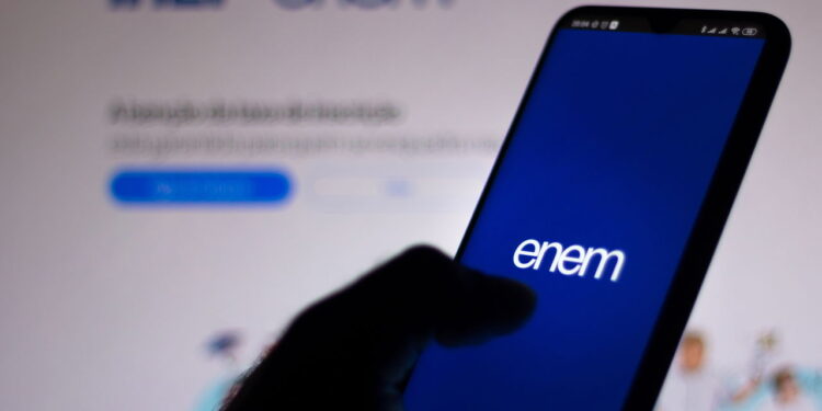 Curso gratuito do IFMT ajuda na preparação para o Enem