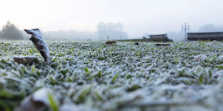 Inverno chega ao Brasil com frio intenso chuva forte e tempo seco