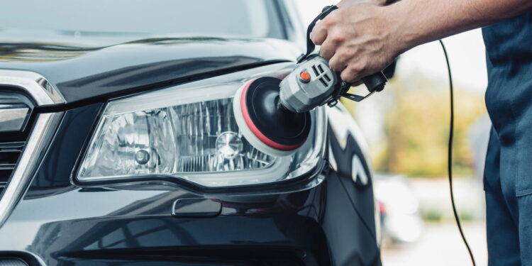 Produtos certos para manter o brilho do carro por mais tempo