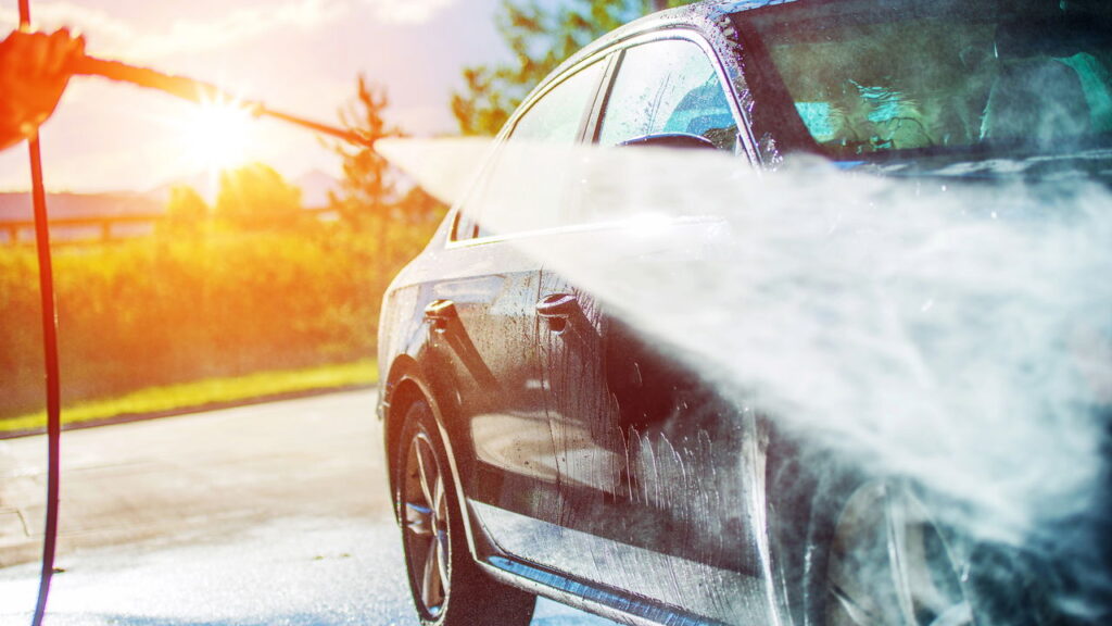 Produtos certos para manter o brilho do carro por mais tempo