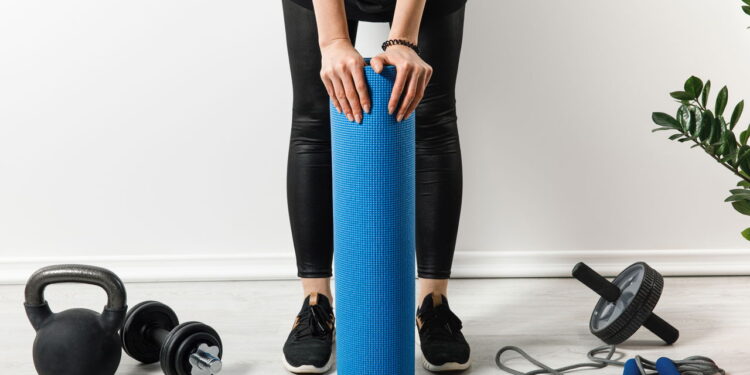 O melhor treino de 5 minutos para quem não tem tempo nem academia