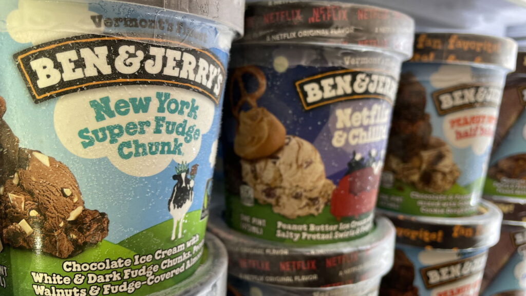 Saiba quem criou a Ben & Jerry's e seus sabores com pedaços generosos!