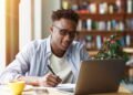 Quer aprender sobre IA com a FGV? Cursos gratuitos já estão disponíveis