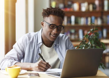 Quer aprender sobre IA com a FGV? Cursos gratuitos já estão disponíveis