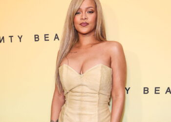 A história da Fenty Beauty! Como Rihanna mudou a indústria da beleza para sempre