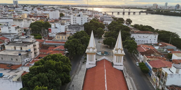 Estas cidades têm calor intenso no inverno quando o resto do país esfria