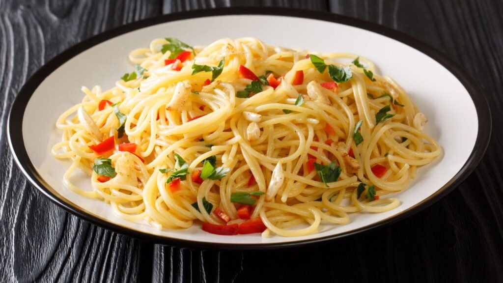 A história do 'Spaghetti aglio e olio'! O prato genial que nasceu da simplicidade italiana