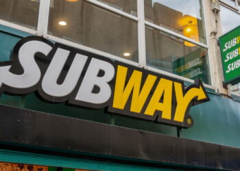Saiba quem criou a Subway e a ideia do sanduíche de "submarino"!