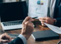 Como fazer o bem e ainda ganhar dinheiro? Conheça os investimentos ESG!