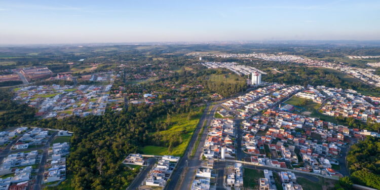 Cidade segura com vida tranquila e tudo que você precisa no interior paulista