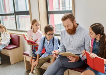 Como usar o storytelling para desenvolver a comunicação dos estudantes! Entenda