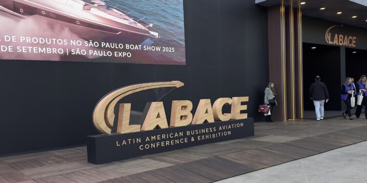 Labace 2025 destaca a importância da aviação de negócios no Brasil