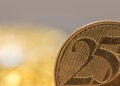 Como identificar a moeda de 25 centavos que virou tesouro de colecionador!